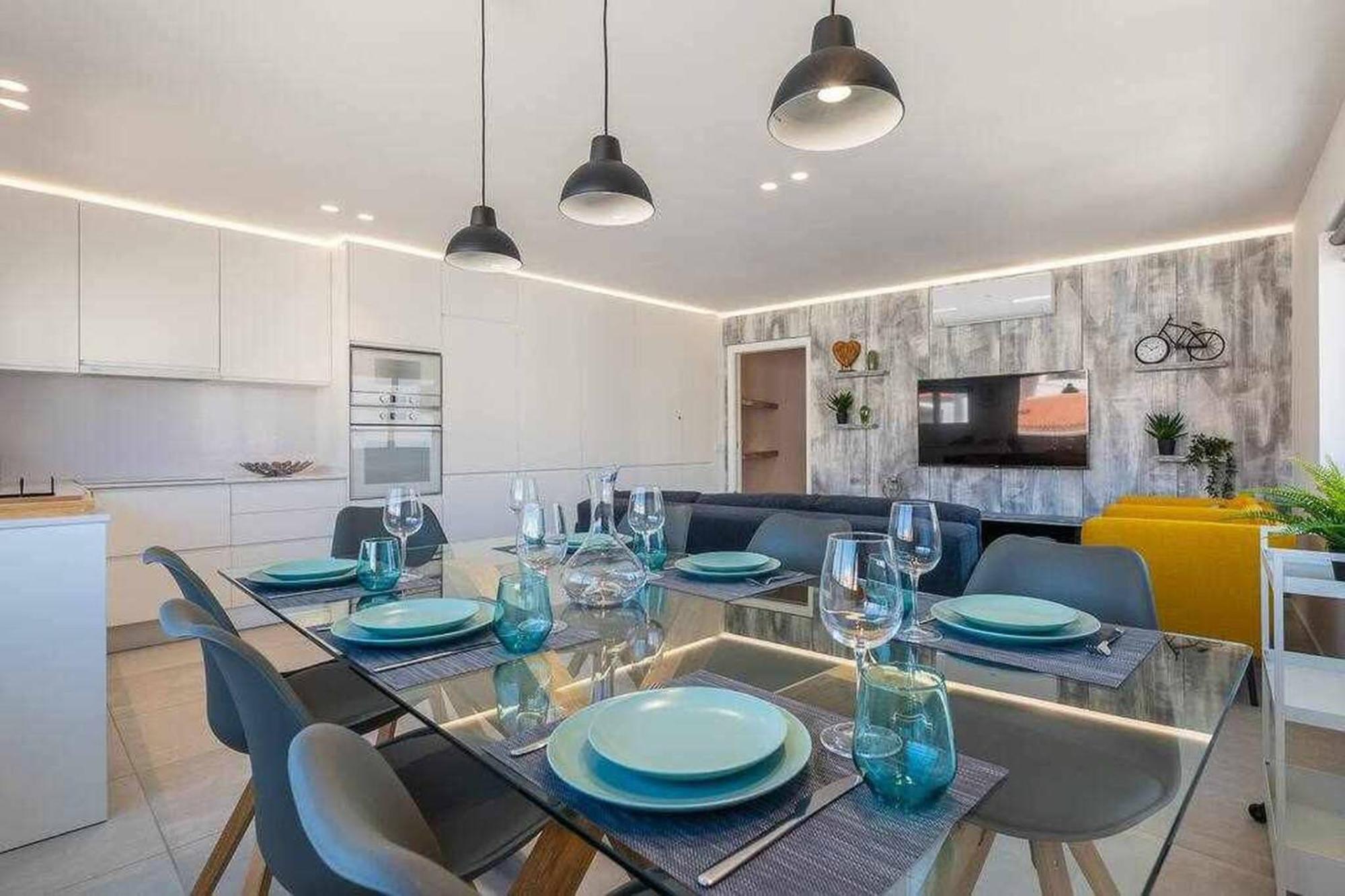 Central Town 2-Bedroom Apartment البوفيرا المظهر الخارجي الصورة