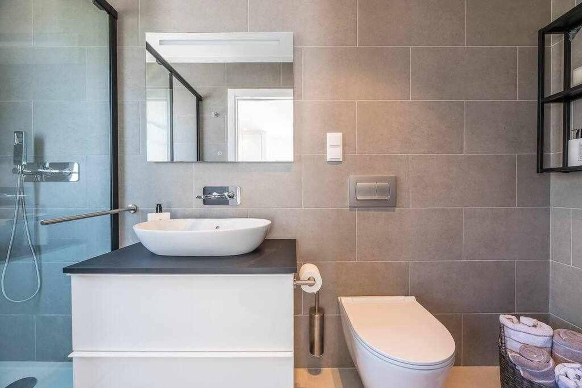 Central Town 2-Bedroom Apartment البوفيرا المظهر الخارجي الصورة