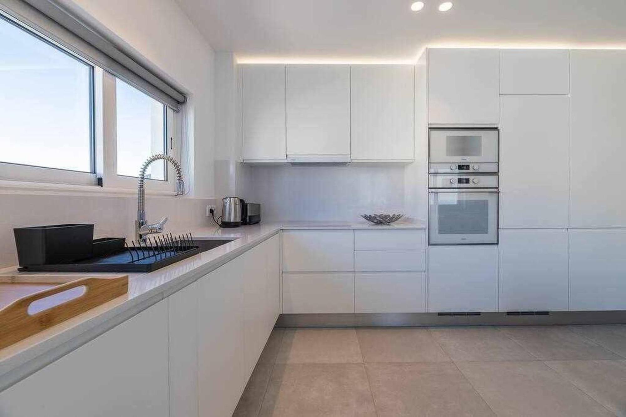 Central Town 2-Bedroom Apartment البوفيرا المظهر الخارجي الصورة