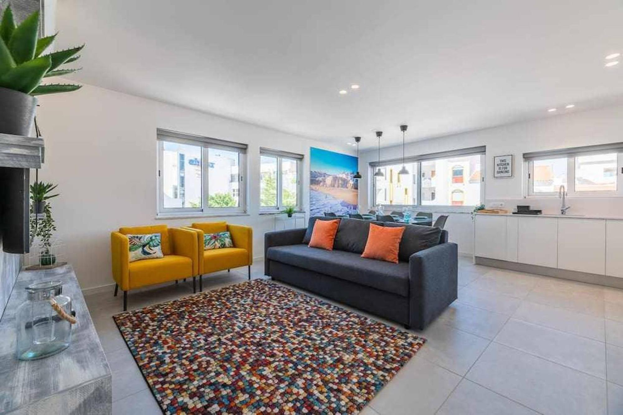 Central Town 2-Bedroom Apartment البوفيرا المظهر الخارجي الصورة